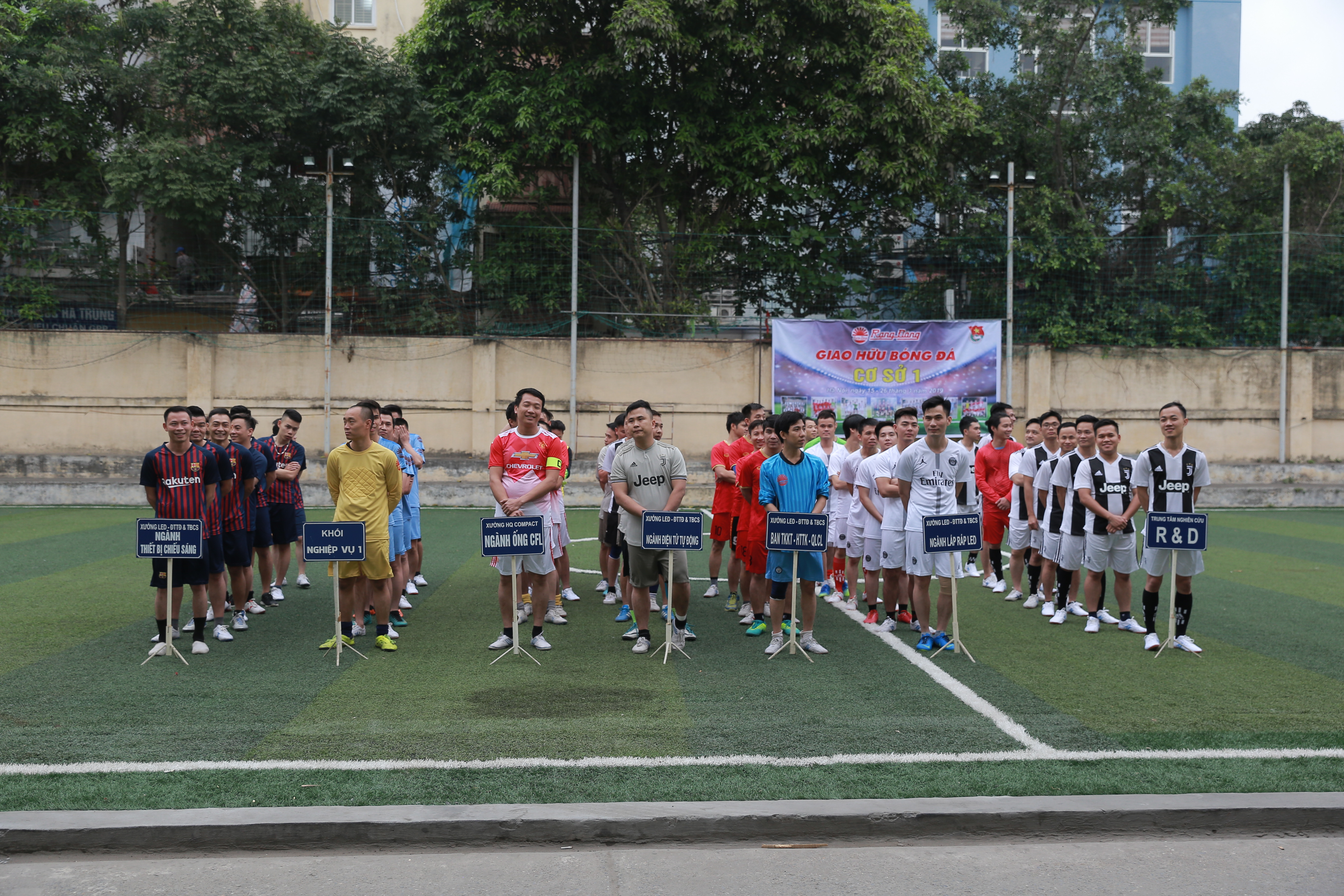 Giải bóng đá Mini Cup cơ sở 1 Rạng Đông 2019 : Sức mạnh tinh thần đồng đội